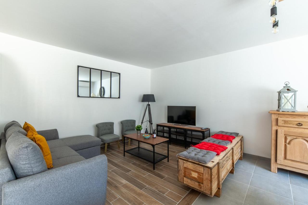 Gite Du Tilleul - Maison Climatisee Pour 8 Voyageurs Houesville Exterior foto